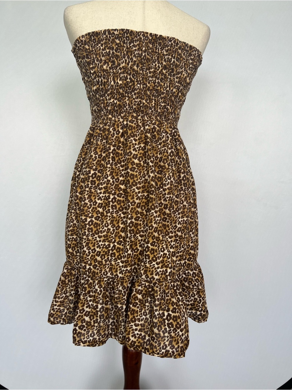 Strapless Leopard Print Smocked Summer Dress - Picture 6 of 6